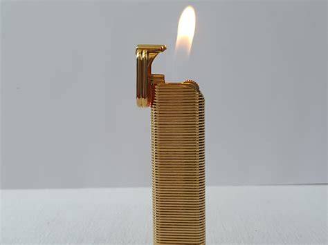 ảnh chụp màn hình bật lửa ga đá nhật
