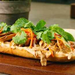 bánh mì gà đà nẵng