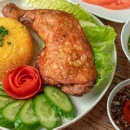 cơm gà xối mỡ đà nẵng
