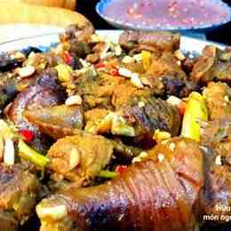gà đá cựa