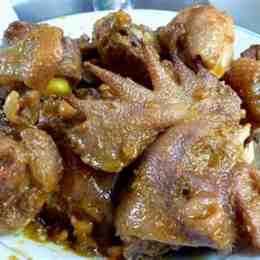 gà đá xào cối