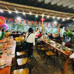 gà hạnh phúc đà lạt