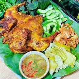 gà nướng ngũ vị da giòn