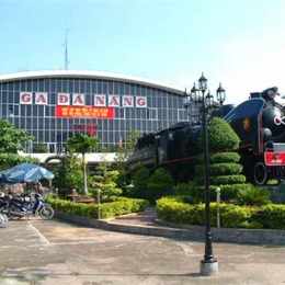 ga tàu ở đà nẵng tên gì