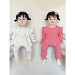 hướng dẫn sử dụng bé gái dễ thương dịu dàng