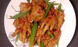 hướng dẫn sử dụng chân gà quái thú đà lạt