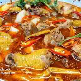 lẩu gà đá