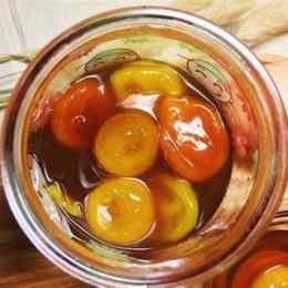 lòng đỏ trứng gà ngâm mật ong làm đẹp da