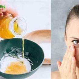 tẩy da chết bằng trứng gà