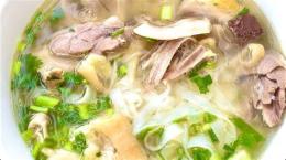 tính năng nổi bật bánh đa gà