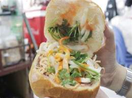 tính năng nổi bật bánh mì gà cô chi đà nẵng