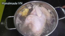 tính năng nổi bật cách luộc gà ko nứt da