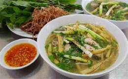 tính năng nổi bật com gà đà lạt
